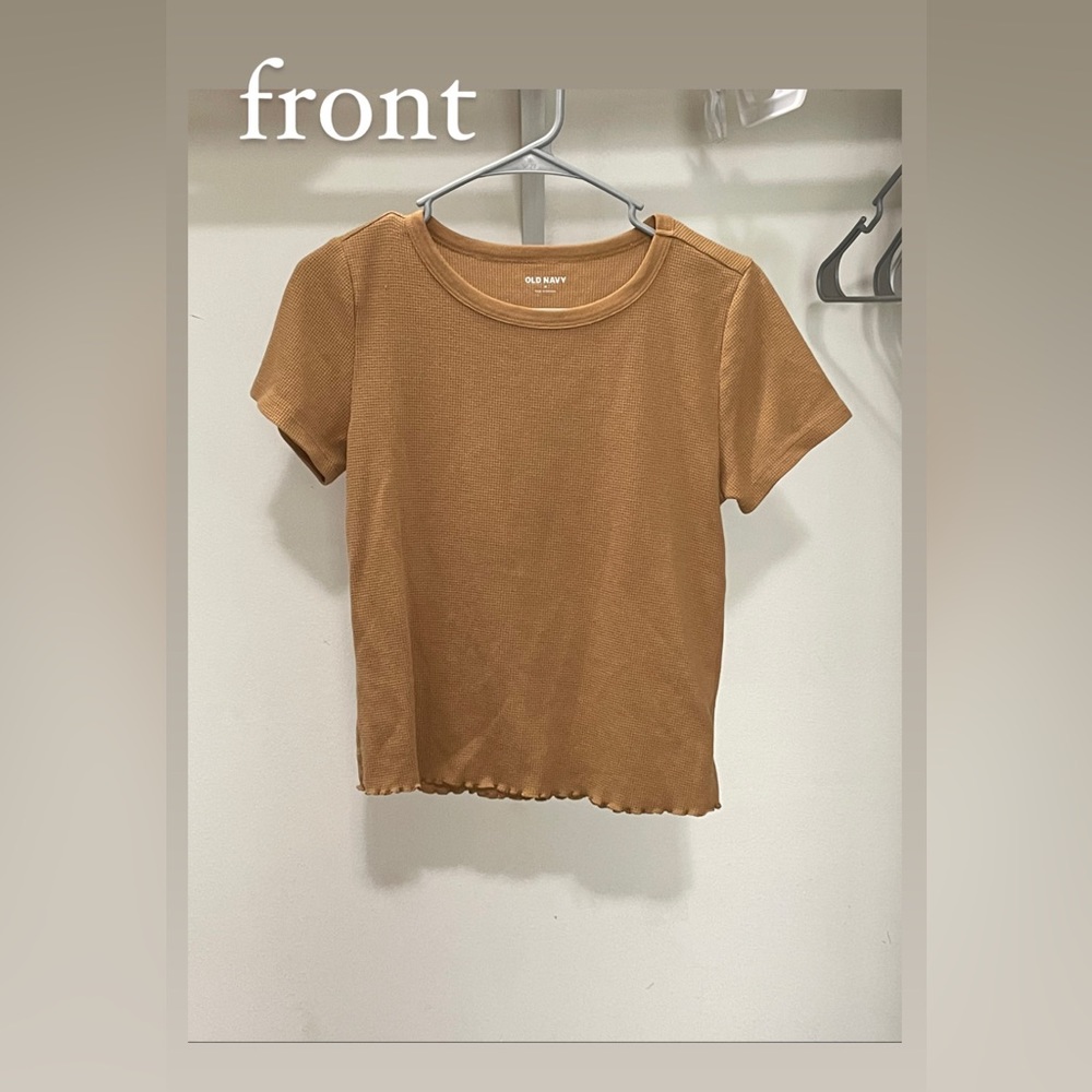 dark tan shirt from old navy is definitely one of my favorites for fall time.